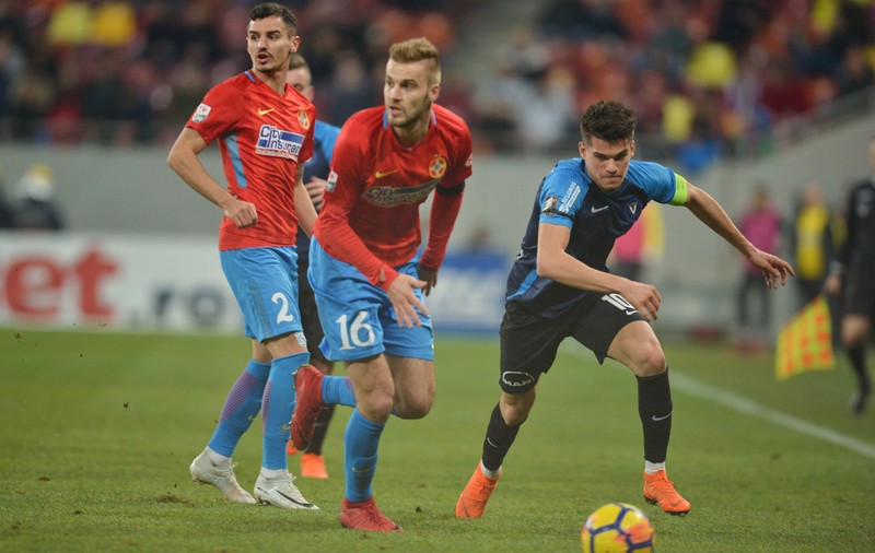 Ianis Hagi a avut o ofertă de la un club mare din Spania: ”Dacă el vrea, poate să plece!”
