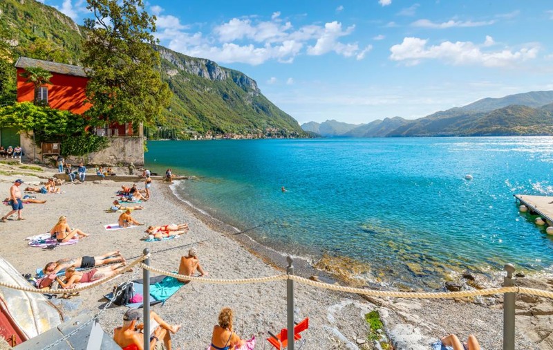 Locul din Italia unde poți primi amendă de 200 de euro dacă pleci de la plajă în costum de baie