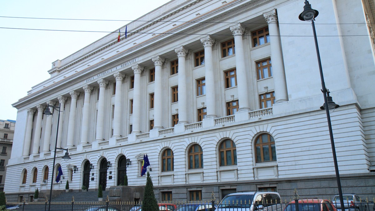 Indicele ROBOR a crescut la 3,39% joi, după ce miercuri era ajunsese la 3,34%. Sediul BNR