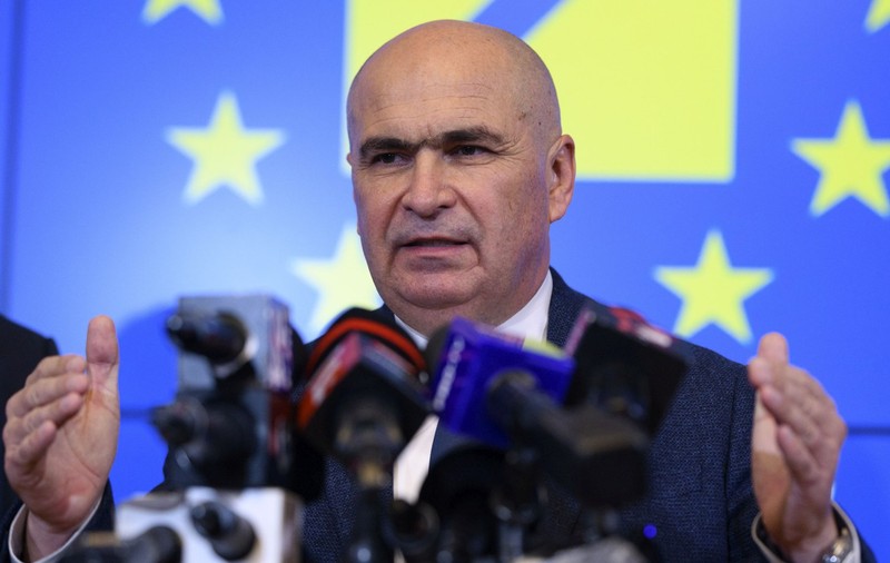 Ilie Bolojan, după ce Marcel Ciolacu a anunțat că PSD iese din negocierile pentru Guvern: „Vrem să găsim soluții”