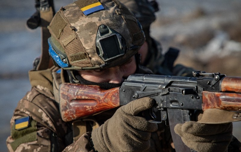 Armata ucraineană, în pană de noi recruţi pentru a-i trimite pe front. Comandant: „Avem nevoie de tineri, de bărbaţi sub 40 de ani, motivaţi”