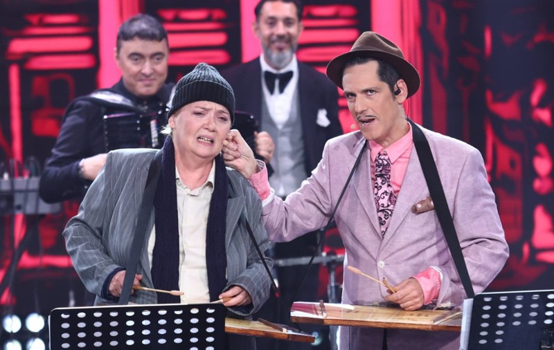 Ștefan Bănică jr și Emilia Popescu, număr ironic la Revelionul cel mai nebun de la Antena 1: „O satiră politică, vizavi de situația politică actuală din România”