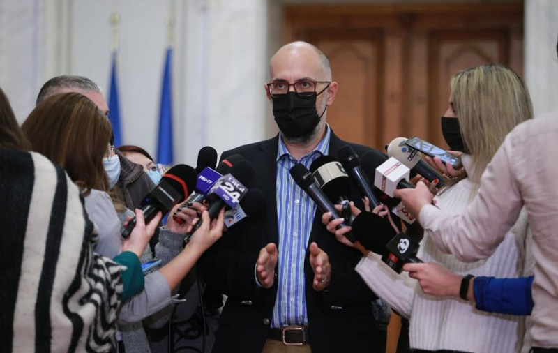 Kelemen Hunor, despre testarea gratuită: „Nu poţi să aştepţi totul de la stat, pe gratis”