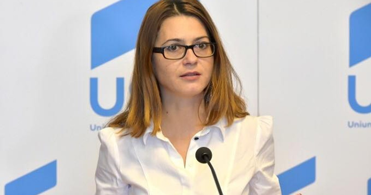 Senatoarea USR Florina Presadă