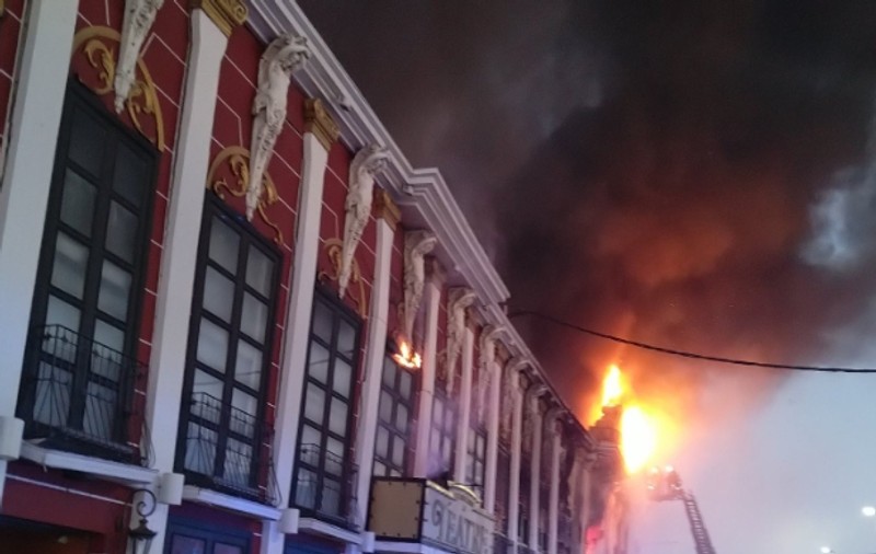 Incendiu într-un club din Murcia, Spania. Sunt cel puțin 13 morți, iar căutarea victimelor continuă