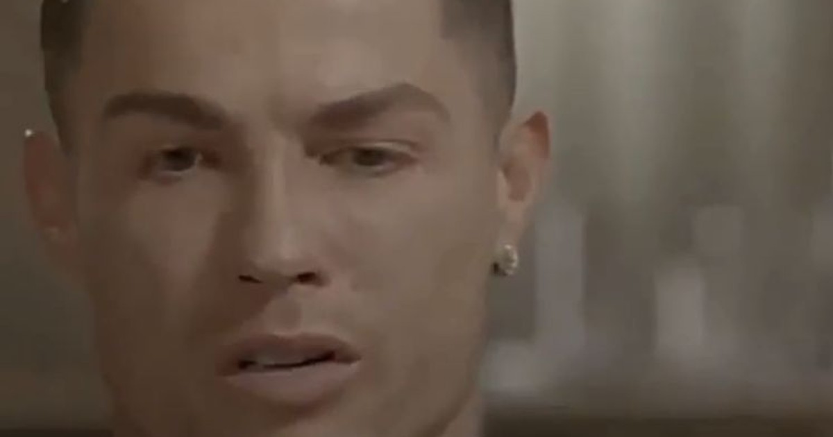 Cristiano Ronaldo a plâns în timpul unei interviu (foto captură YouTube)