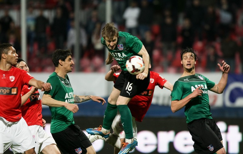 Cu fotbalul la DNA: patronul unui club din Liga I este urmărit penal! 