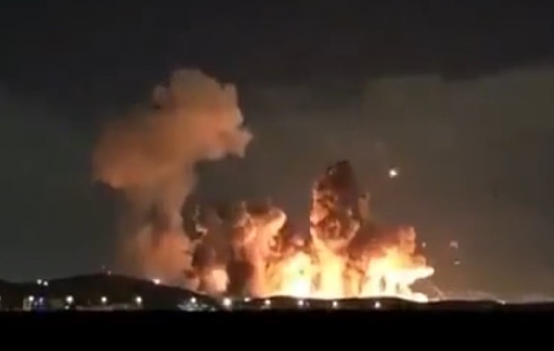 SUA au „lansat bombe antibuncăr” în orașul Isfahan din Iran. Trump se laudă cu exploziile