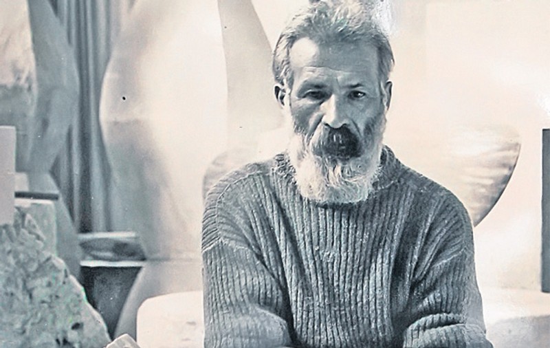 Doar Căminul cultural îl mai poate salva pe Brâncuşi