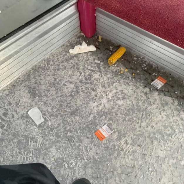Una dintre cabinele gondolei Carp din Sinaia FOTO Adevărul / Facebook/Cristian.Piciorea