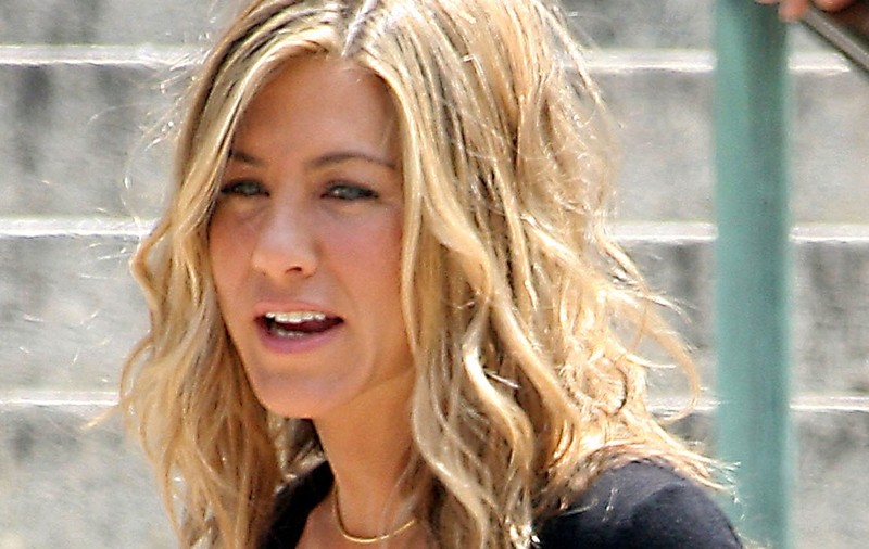 Mamă ce salarii au Jennifer Aniston şi Beyonce!