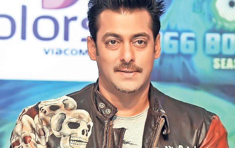 Salman Khan, jefuit sub privirile bodyguarzilor