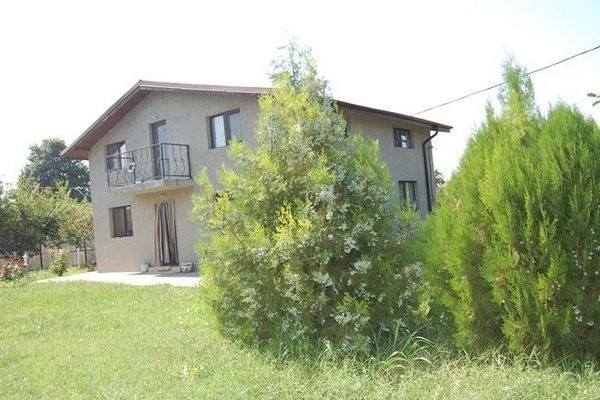 Casă ieftină de vânzare în Ștefănești