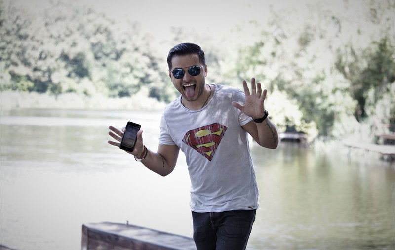 VIDEO/ Liviu Vârciu îi sperie pe pretendenții fiicei sale! "Sper să aibă noroc fata mea, să nu intervin eu"