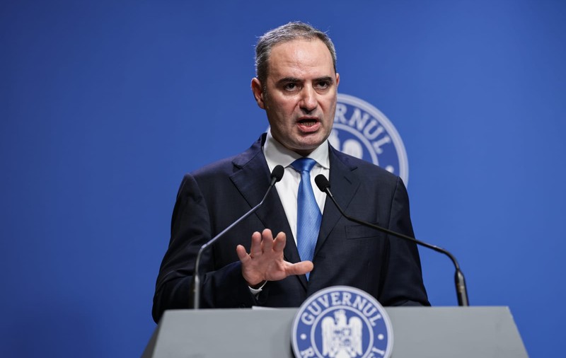 Deficitul bugetar, la jumătate față de anul trecut. Creșterile de taxe și adoptarea târzie a bugetului au ajutat statul
