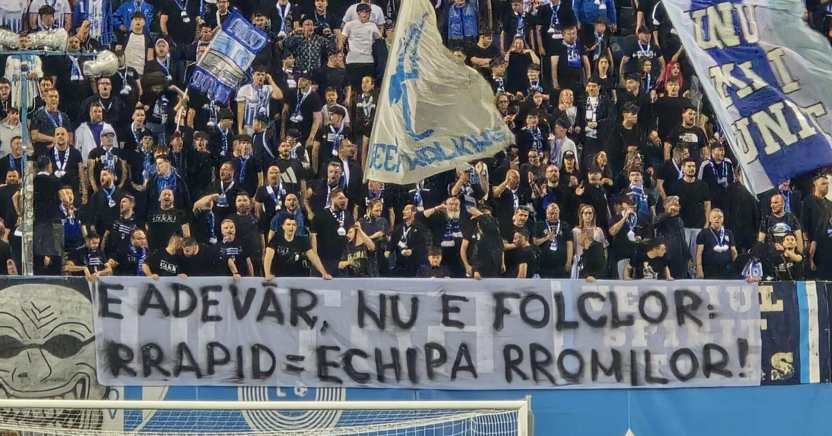 Galerie la un meci de fotbal