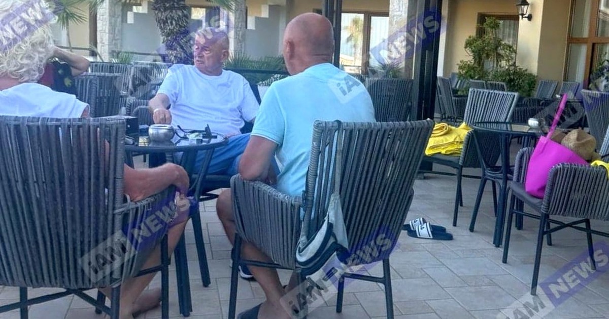 Sorin Oprescu, fotografiat în Halkidiki, Grecia.