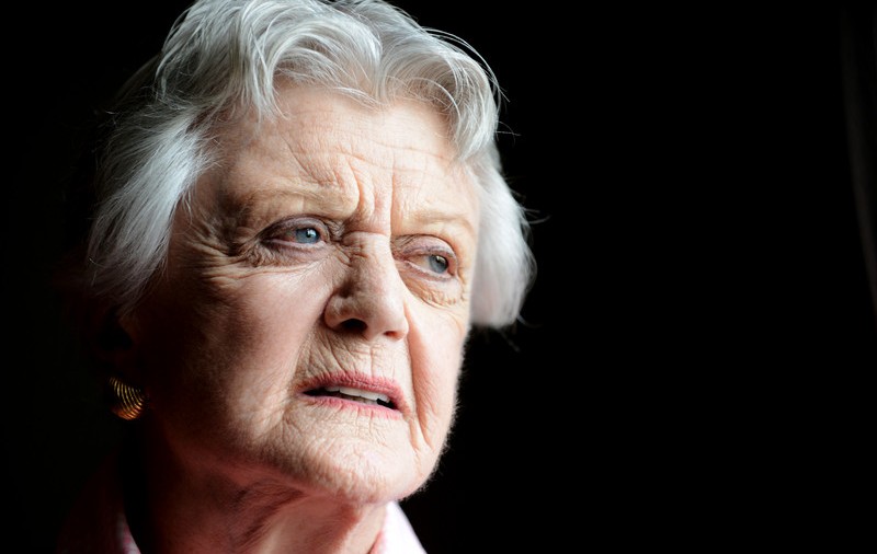 Angela Lansbury, vedeta filmului „Verdict, crimă”, a murit. Actrița avea 96 de ani