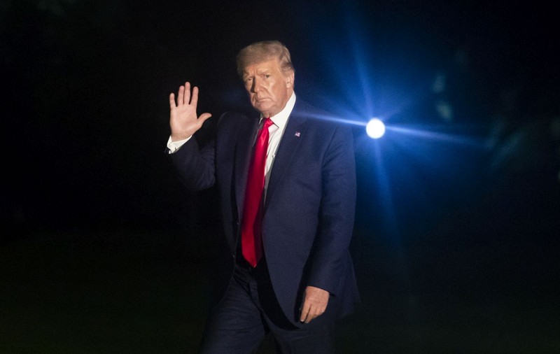 Îngrijorare pentru Trump. Vârstnic și intrat recent la limita obezității, președintele este în categoria de risc ridicat a bolnavilor COVID