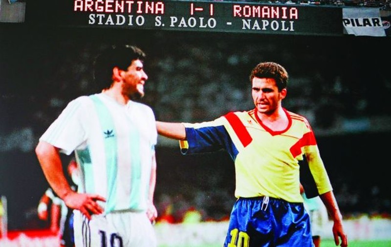 Gică Hagi: „Supranumele de Maradona din Carpați m-a onorat. Pentru mine, Diego a fost unic! Este o zi tristă pentru toată planeta”