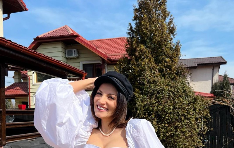 Ioana Ginghină își face injecții în burtă pentru a scăpa de grăsimea abdominală: „Trebuie să ne și împăcăm cu situația asta, că îmbătrânim”