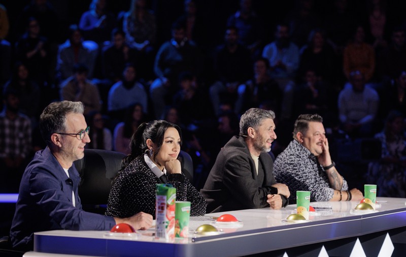 Melisa Covaci, o adolescentă pasionată de kickbox, urcă astăzi pe scena „Românii au talent”. Andi Moisescu a fost rezervat în privința ei