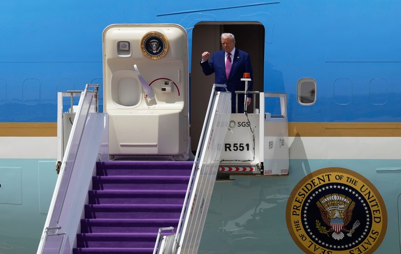 Avionul de 400 de milioane de dolari care îi va fi dat cadou lui Donald Trump, numit „un dezastru” pentru siguranța președintelui