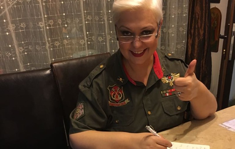 Monica Anghel și-a vopsit părul roz. Schimbarea de look la care nu se aștepta nimeni