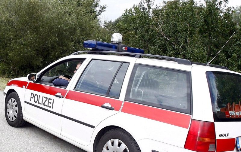 Patru români arestaţi în Austria după mai multe furturi în Germania