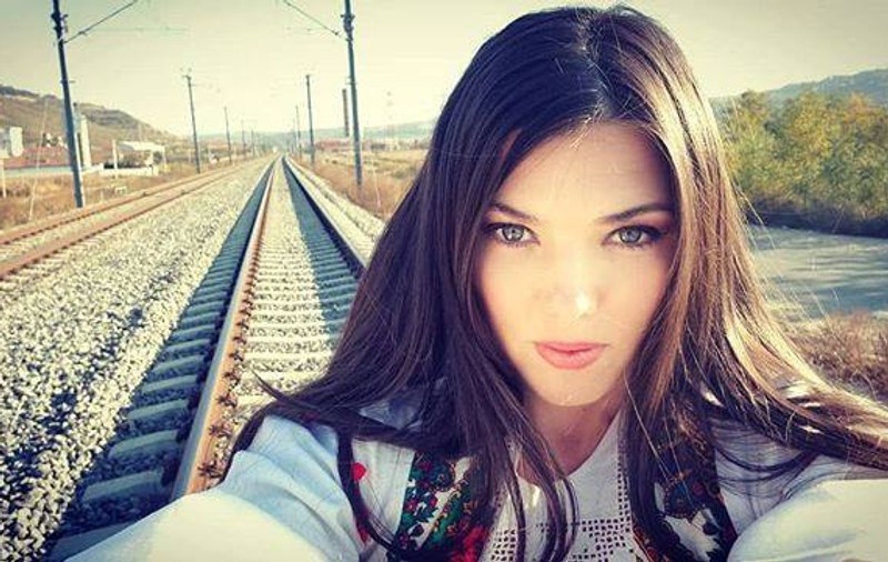 Paula Seling, întâlnire de gradul zero. "Nereușind să îndrug mare lucru"