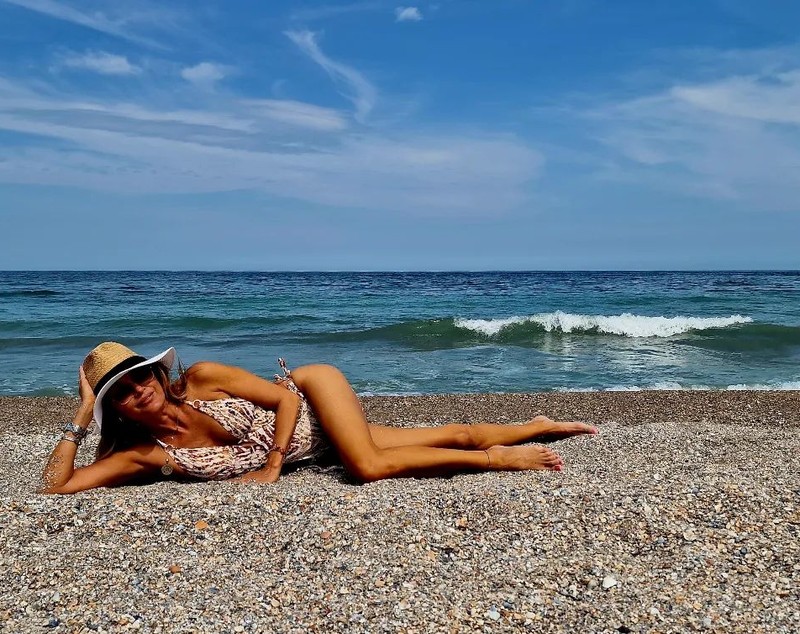 Anca Țurcașiu, corp de zeiță la 53 de ani. Artista s-a fotografiat în costum de baie: „Revăd o imagine din Miss Litoral”