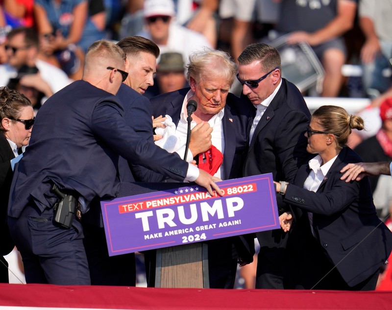 După încercarea de asasinat împotriva lui Donald Trump, „cursa prezidenţială se va schimba dramatic. Şi posibil violent”