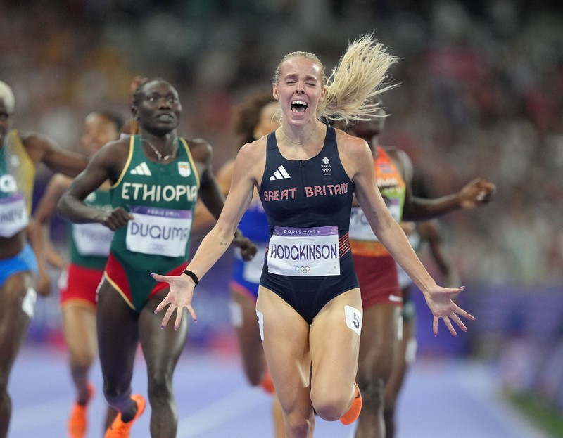 Keely Hodgkinson (front) of Britain competes during the women's 800m final of Athletics at the Paris 2024 Olympic Games in Paris, France, Aug. 5, 2024. Photo by Lui Siu Wai/Xinhua/ABACAPRESS.COM
