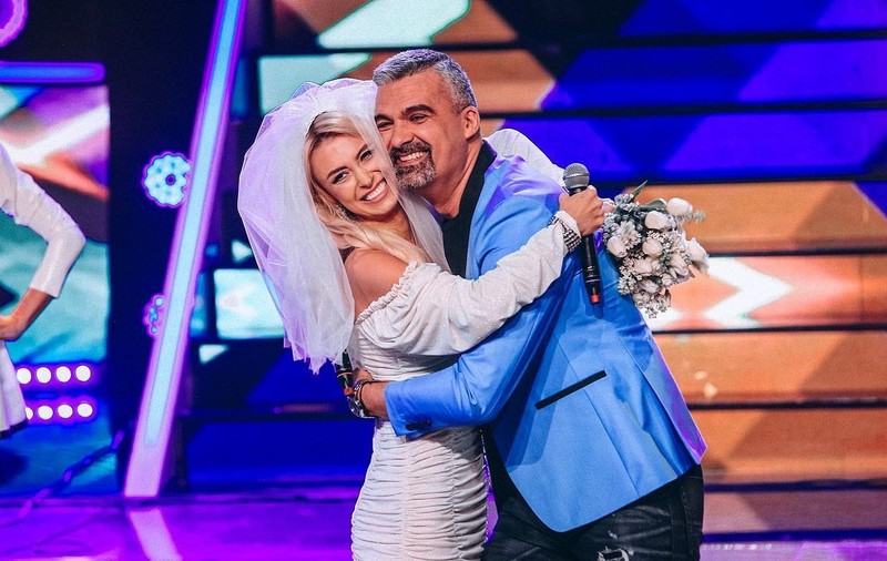 Andreea Bălan s-a dat de gol. Ce a spus vedeta despre nunta ei. „Întotdeauna mireasa știe mai bine, iar mirele e târât acolo, împotriva voinței lui”