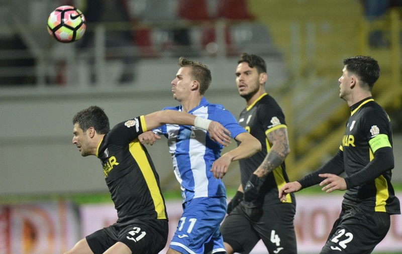 Liga I, play-off, etapa a 6-a: CSU Craiova - Astra Giurgiu 1-3. Campioana a câștigat primul meci în play-off. Mulțescu, tot mai contestat