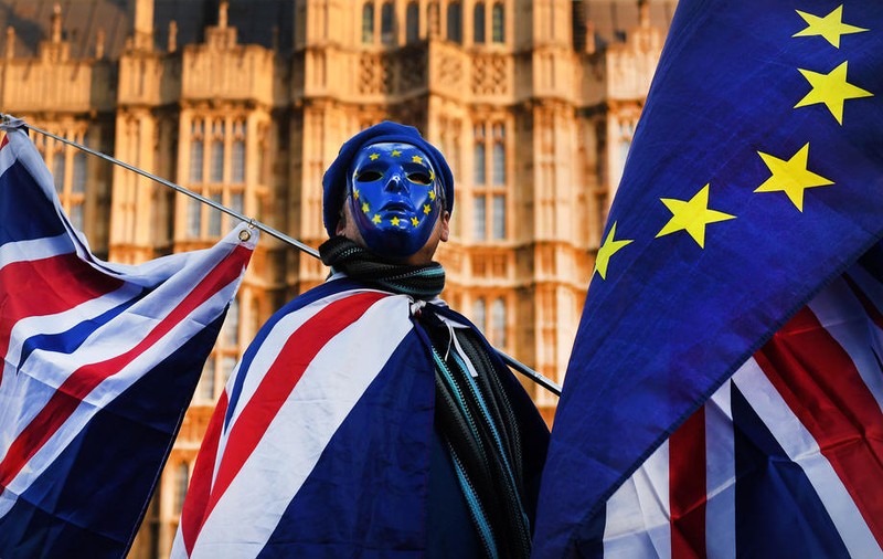 Mic ghid de înţelegere a Brexitului: Ce se întâmplă zilele acestea la Londra și cum vor fi afectați românii din Marea Britanie