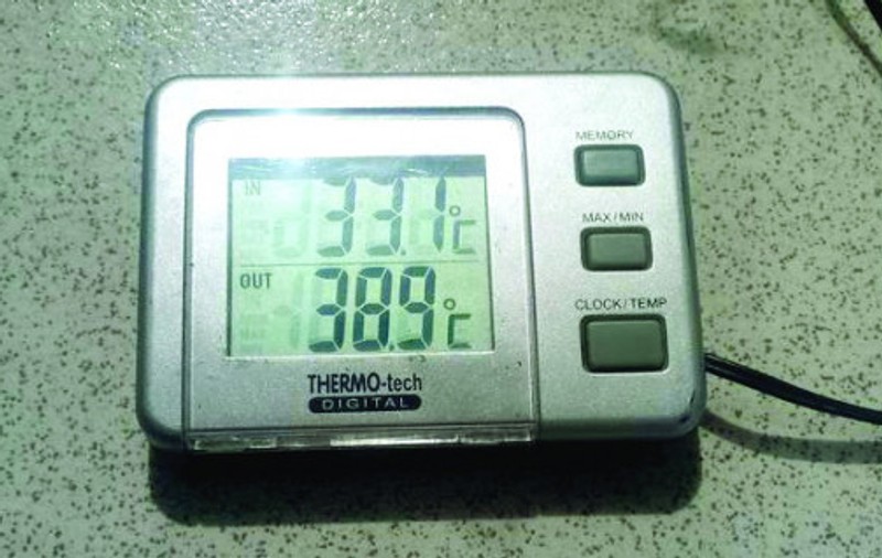 Căldură insuportabilă în spitalele din Iași. Sute de pacienți îndură în saloane temperaturi de aproape 40 de grade