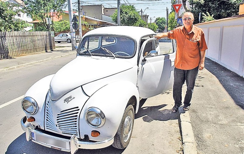 Maşinile vechi sunt viaţa lor | FOTO