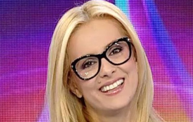Simona Gherghe, luată prin surprindere de o vedetă invitată în emisiunea ei: "Nu a mai venit în platou pentru că... naşte"