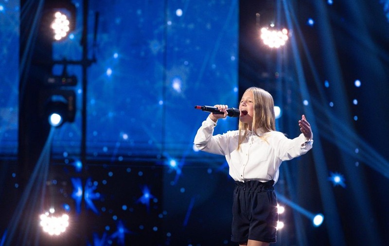Mia Rusu, fetița de 12 ani care a emoționat-o până la lacrimi pe Andra, la „Românii au talent”, sezonul 14. „A ales o melodie atât de grea”