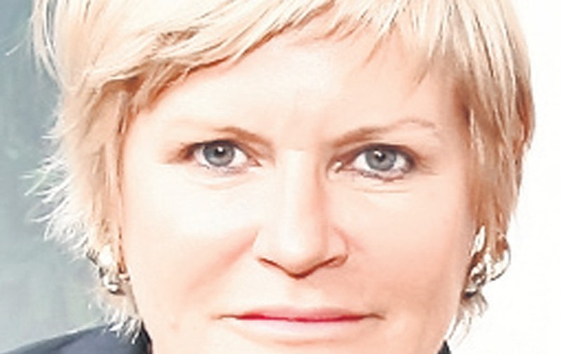 Monica Tatoiu, despre Adelina Pestriţu: "Ne despart kilometri de cărţi citite"