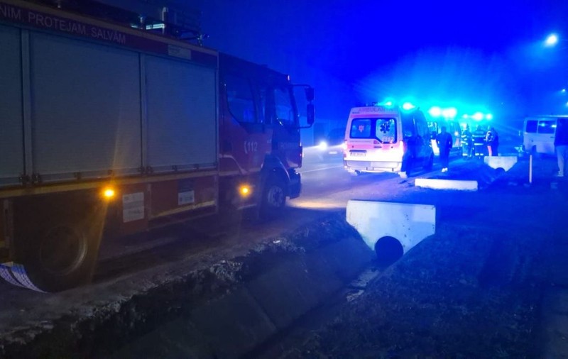 Accident cu zece victime, între care șapte minori, în județul Sibiu. A fost activat Planul Roșu de Intervenție