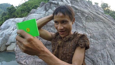 „Tarzan din Vietnam” a supraviețuit în junglă timp de 40 de ani, neștiind că civilizația există | Foto: Profimedia