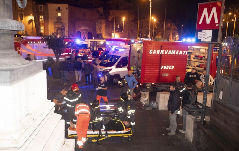 Zeci de răniți la metroul din Roma, după ce o scară rulantă a cedat! Momentul incidentului a fost filmat  / VIDEO