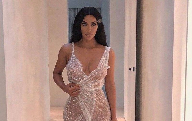 Kim Kardashian are probleme mari din cauza psoriazisului. I-a afectat chipul