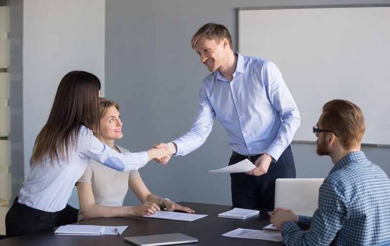 Ai stofă de șef? Cele 6 întrebări la care trebuie să răspunzi cu „da” pentru a vedea dacă ai toate calitățile necesare