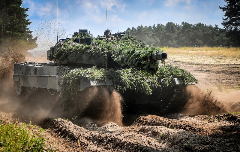 Germania nu poate trimite acum în Ucraina tancuri Leopard. Anunțul producătorului