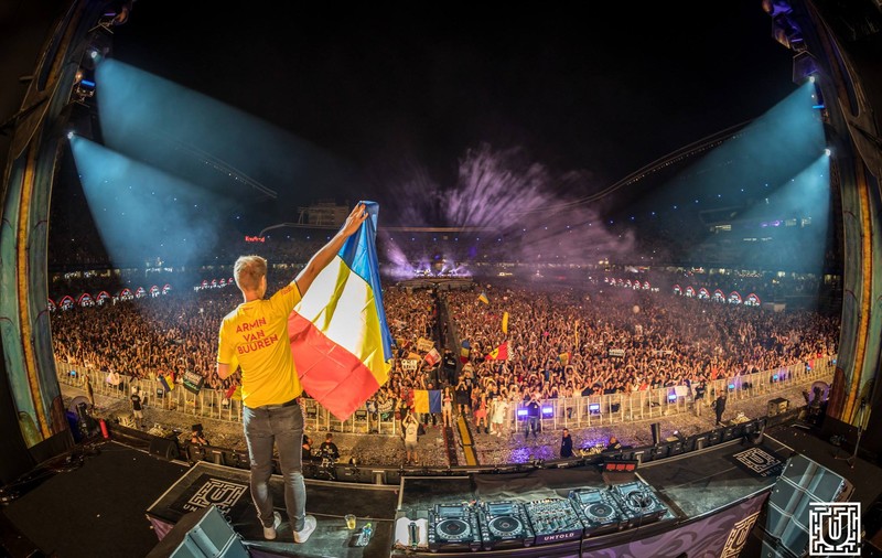 Armin van Buuren promite un show unic la Untold 2019. „Este darul meu pentru români”