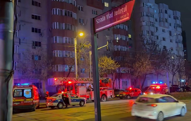 Incendiul din București de pe Calea Vitan a ascuns o crimă. Medicul găsit mort avea mai multe plăgi înjunghiate