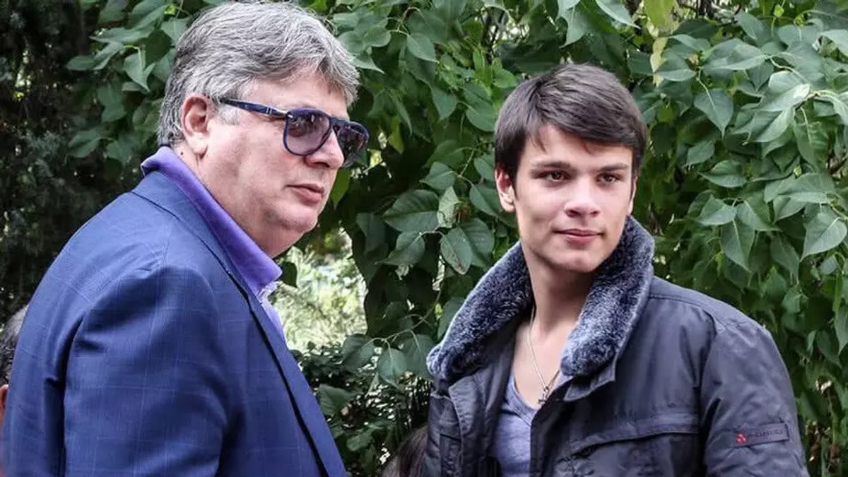 Mario Iorgulescu (dreapta) este fugit in Italia de 5 ani